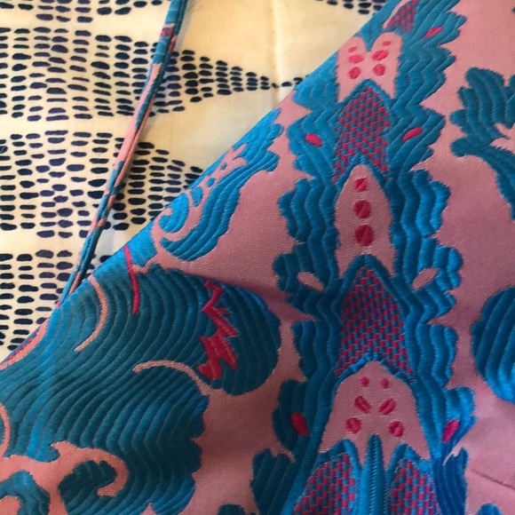 size 4 - Picture 5 of 5